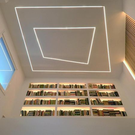 Апартаменты Biblioteca De Lujo En El Centro Historico De Малага Экстерьер фото