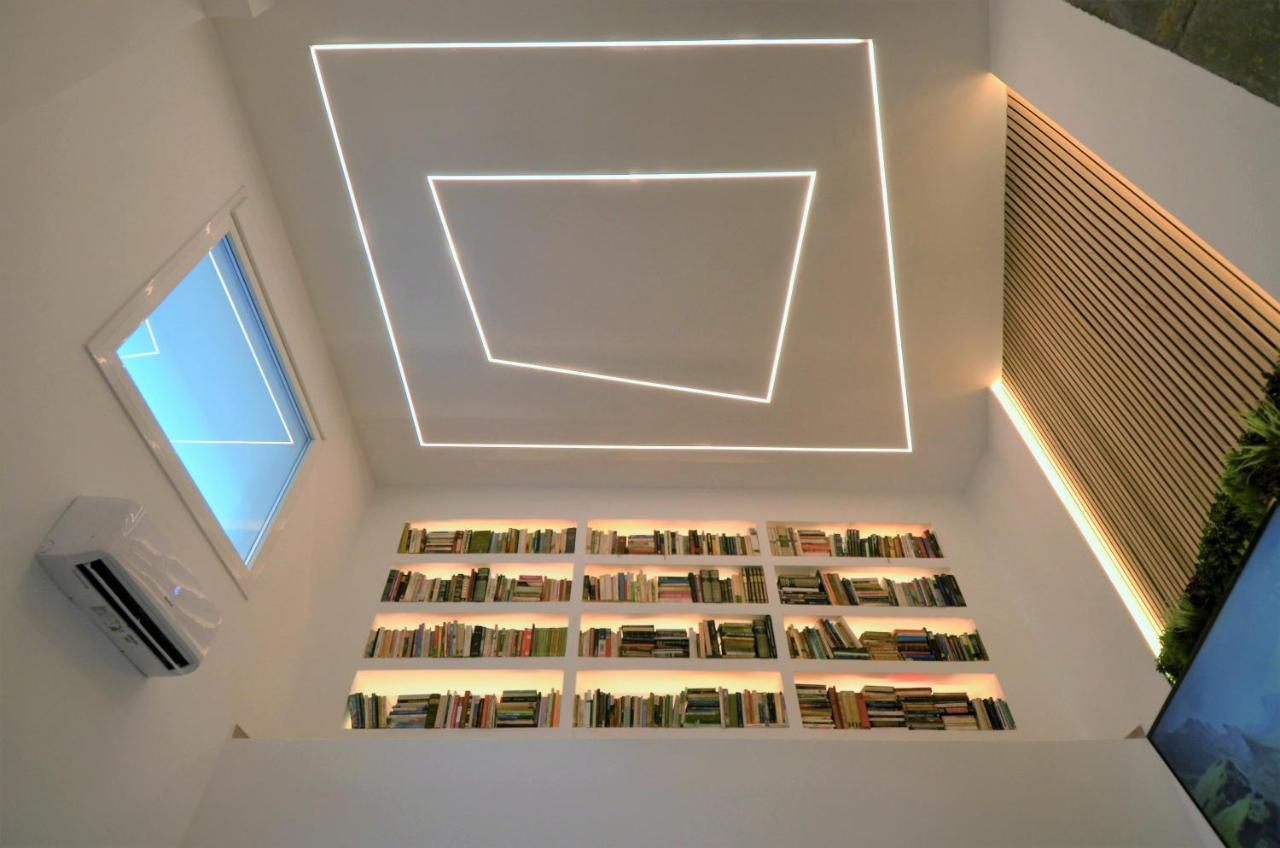 Апартаменты Biblioteca De Lujo En El Centro Historico De Малага Экстерьер фото